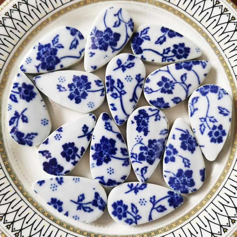 

100g Multi Color Irregular Ceramic Mosaic Tiles DIY Mosaic Making Stones for Craft Hobby Arts Wall Decoration Petal oval 917