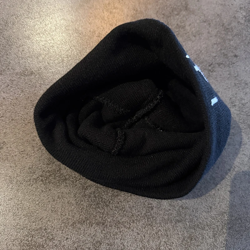 جديد ريترو المتخصصة محبوك قبعة للنساء الخريف والشتاء الدافئة البلوز الباردة قبعة الشارع صورة قبعة صوف الموضة