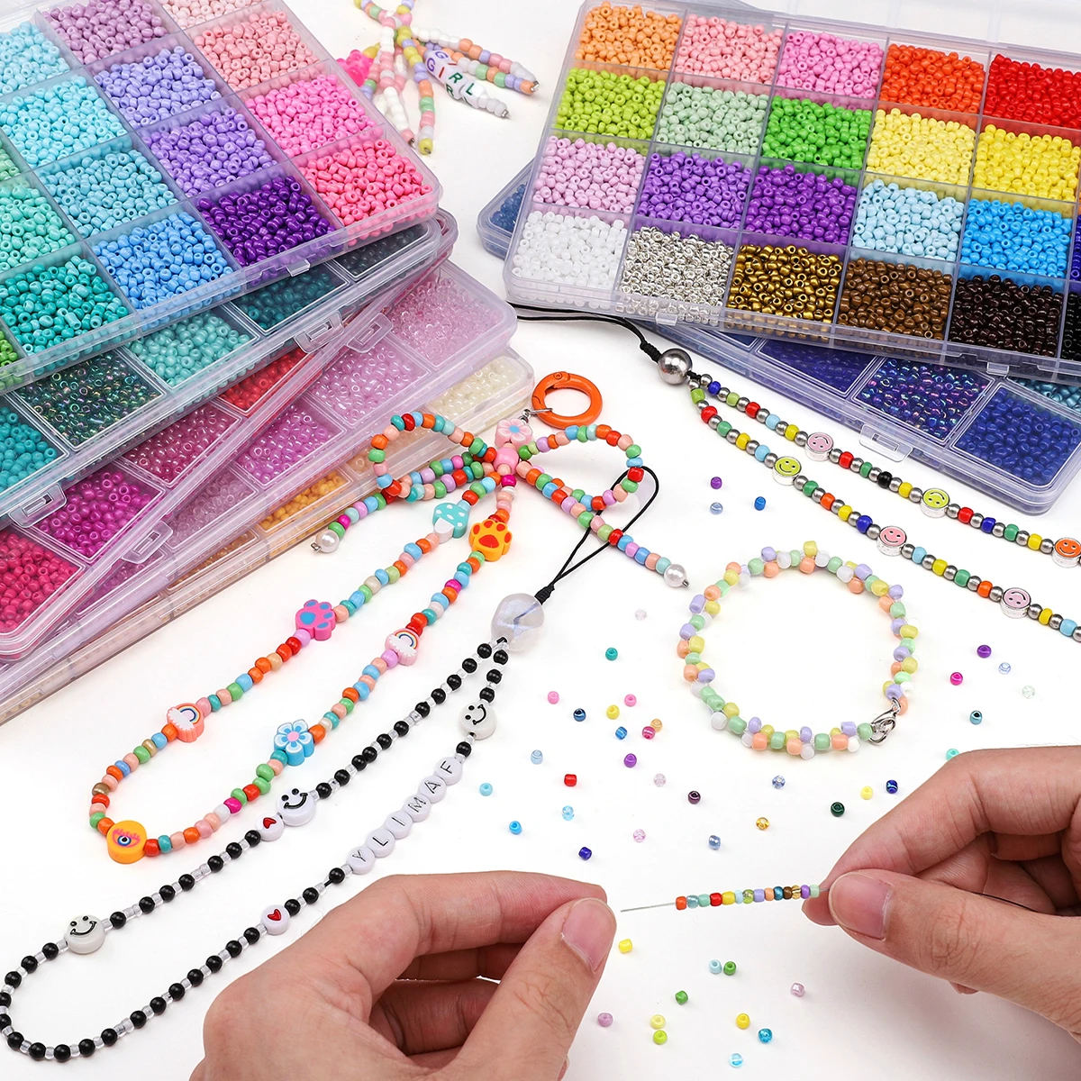 Ongeveer 5200 stuks 24-vakjes  - Bead Organizer Tray recensie en prijs