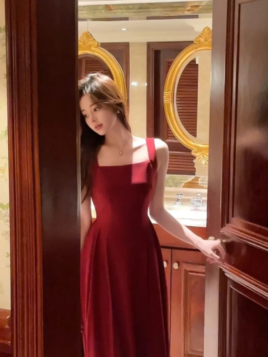 

Сексуальное черное длинное платье с квадратным воротником, женские летние пляжные платья на тонких бретельках, женский однотонный макси-сарафан без рукавов 2025 Wh2