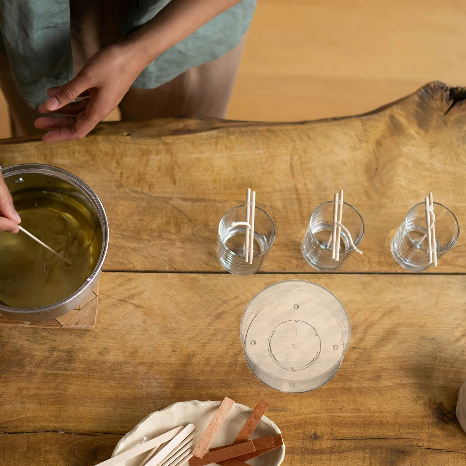 100Pcs Clear Plastic Round Jars Tea Light Holders Reusable for Weddings Birthday Parties Heat Resistant Compact Size