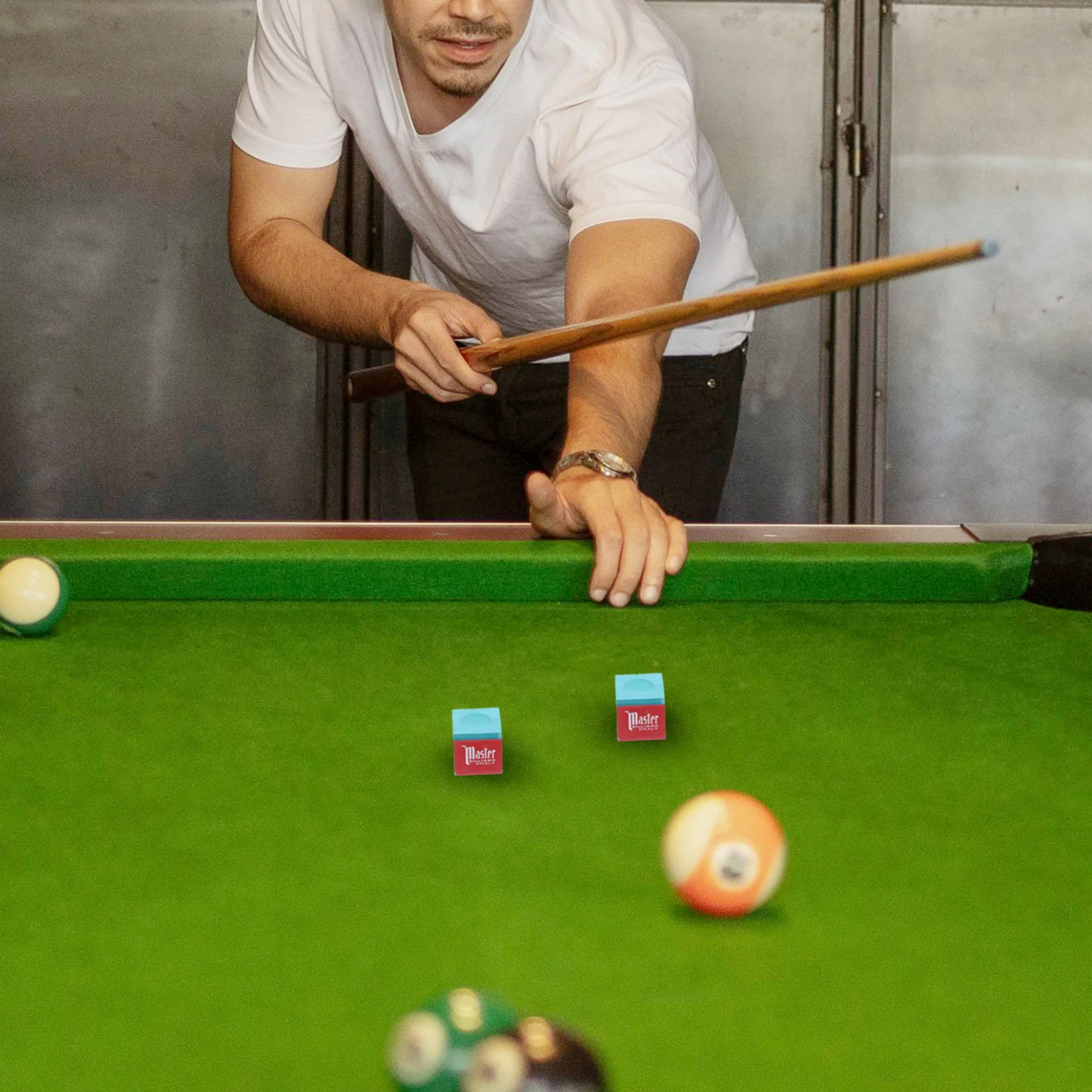 

12Pcs Billiard Training Chalks Non Clumping Smooth Application Great Helper for Pool Table Accessories Pool Chalk