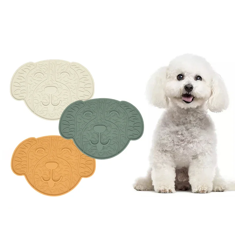 New Design Custom Silicone Dog Food Pad Dog Slow Feeder Dog Food Licking Pad Slow Eating Licking Pet Food