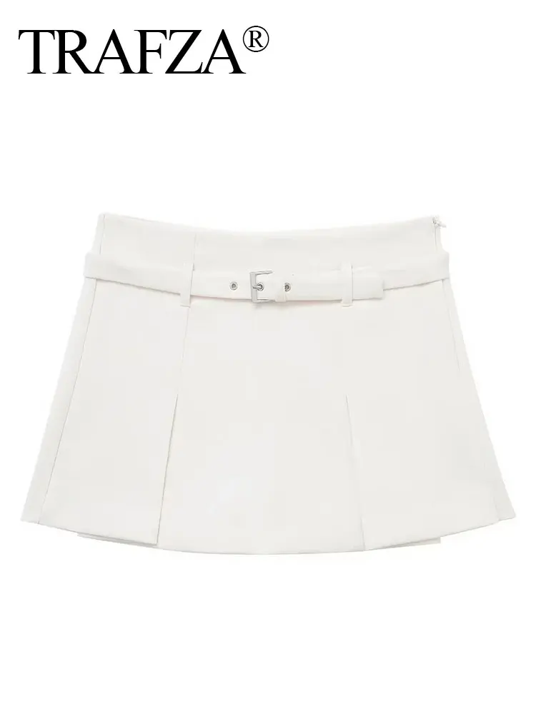 TRAFZA Mini pantaloncini da donna gonne 2024 New Fashion Summer Belt Culotes Shorts For Women Elegant Solid Chic Ladies Slim Shorts