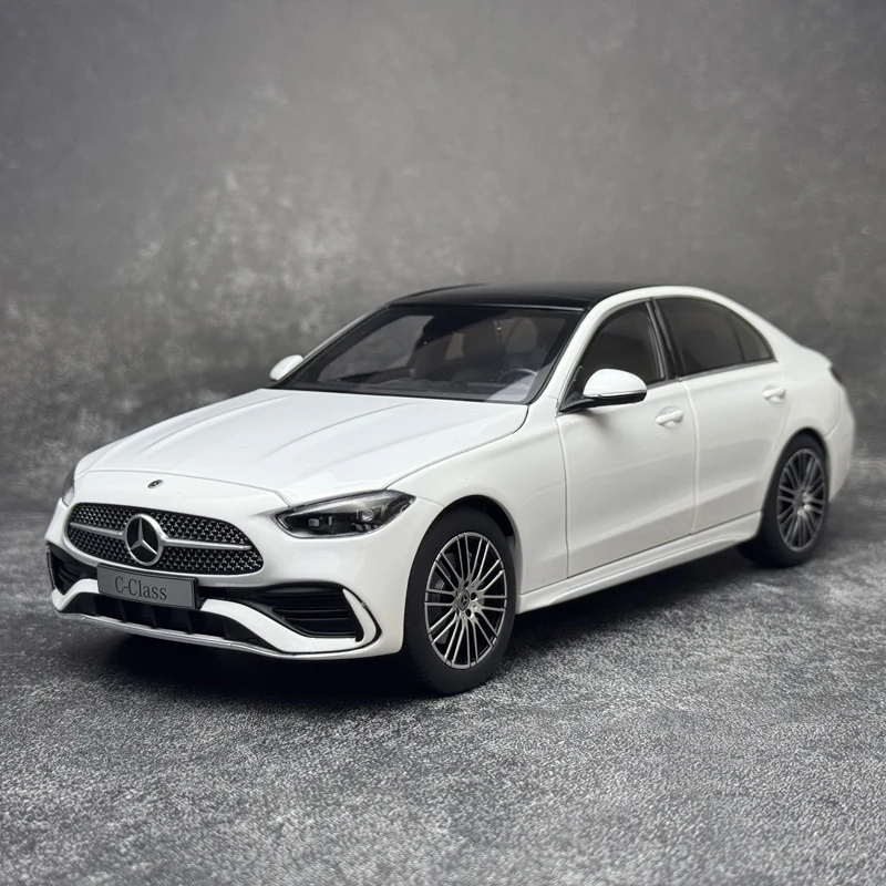 

In stock: 1/18 C260 grade die-cast simulation alloy car models, boys' gift toys, adult decorative and collectible ornaments.
