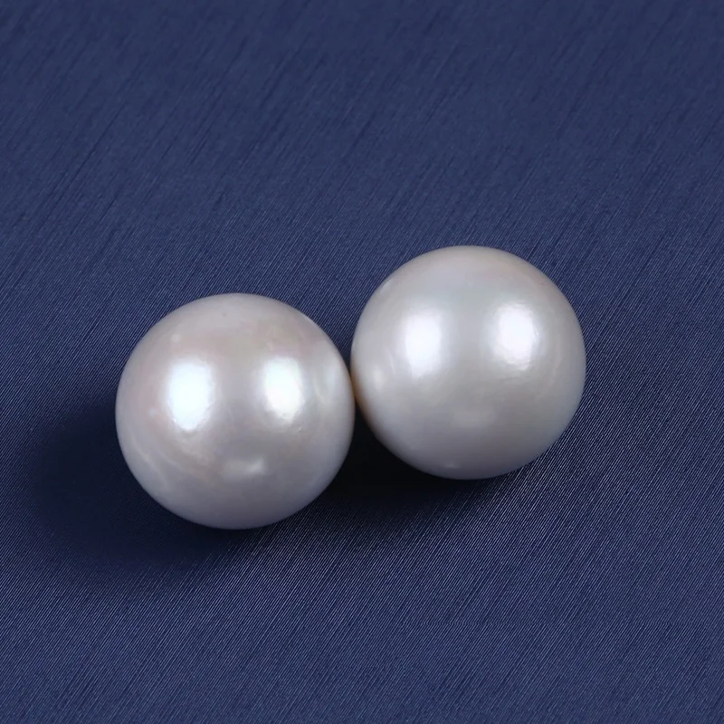 

Elegant Pair of 10-11mm Natural Genuine White Round Luster Jewelry Loose Pearl