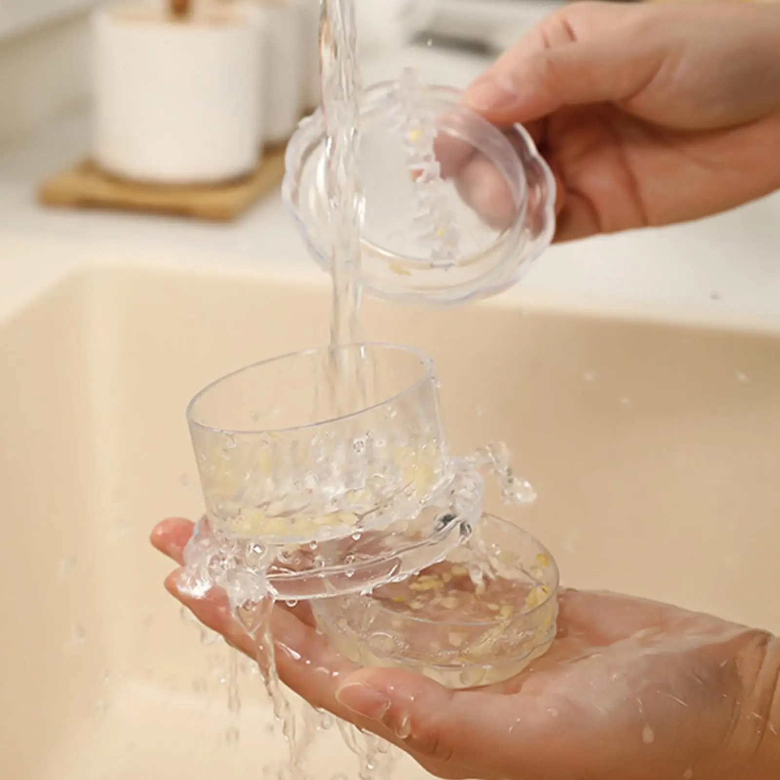 new Household Peeling Garlic Crusher Food Processor Garlic Press Roll Crusher Chopper Utensils Kitchen Gadget