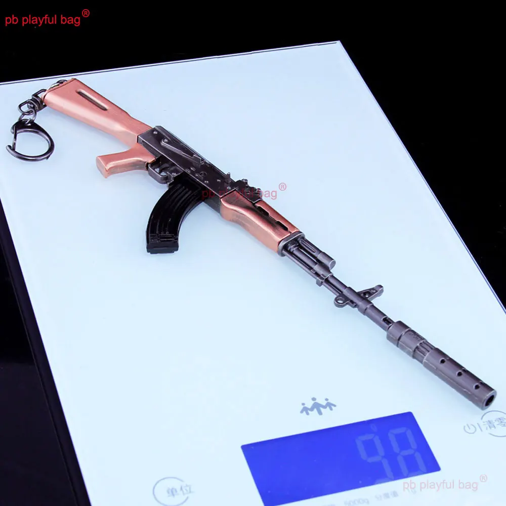 21cm metalowy pistolet zabawkowy AKM broń Model brelok do kluczy gra peryferyjna ozdoba domu figurki dzieci prezenty świąteczne HG367