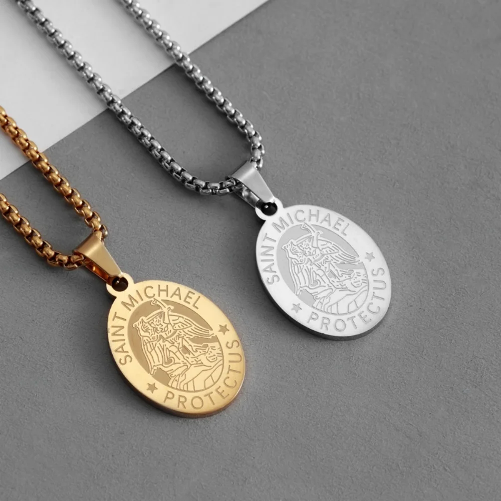 Hip-Hop Goldfarbene Edelstahl-Halskette Retro Herren Strukturierte Kleine Quadratische Platte Anhänger Halskette Mode-Schmuck Casual Accessoire – Detail 5