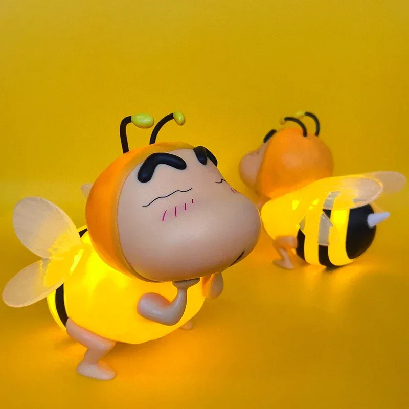 Crayon Shin-chan Cos Bee Action Figure Toy Shin Chan Clapping Lamp Figure Kawaii Doll Collection Model Gk Statue Decoration Gift