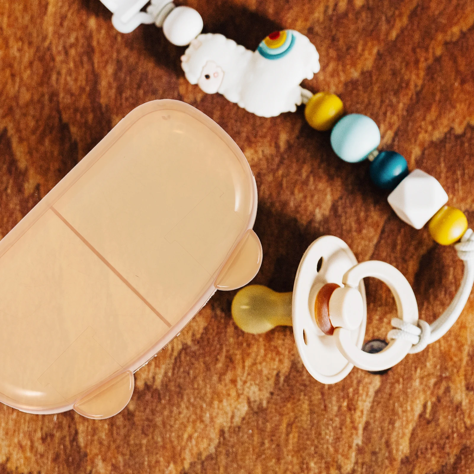 

5Pcs Infant Pacifier Storage Box Convenient Lidded Soother Case Portable Carrying Travel Container Convenient Pacifier Box