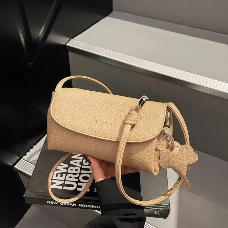 

Stylish Minimalist Designer Crossbody Diaper Bag For Women Luxury Leather Tote Large Capacity Elegant Shoulder Bag Simple