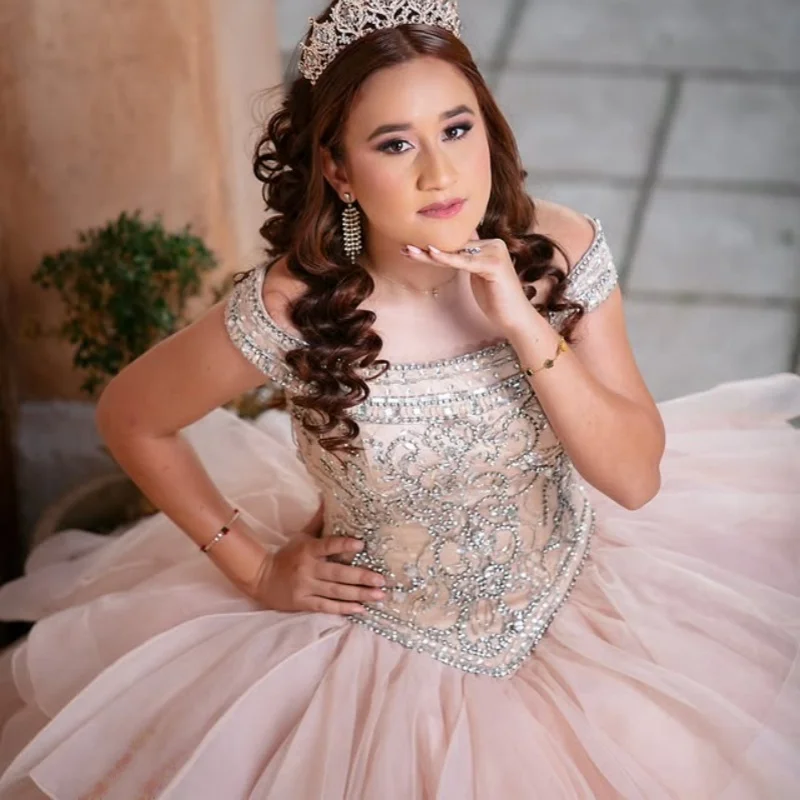 

light pink Quinceanera Dress off-shoulder glitter decal tail Tull Lace layering vestidos de 15 Quinceanera ﻿Customized