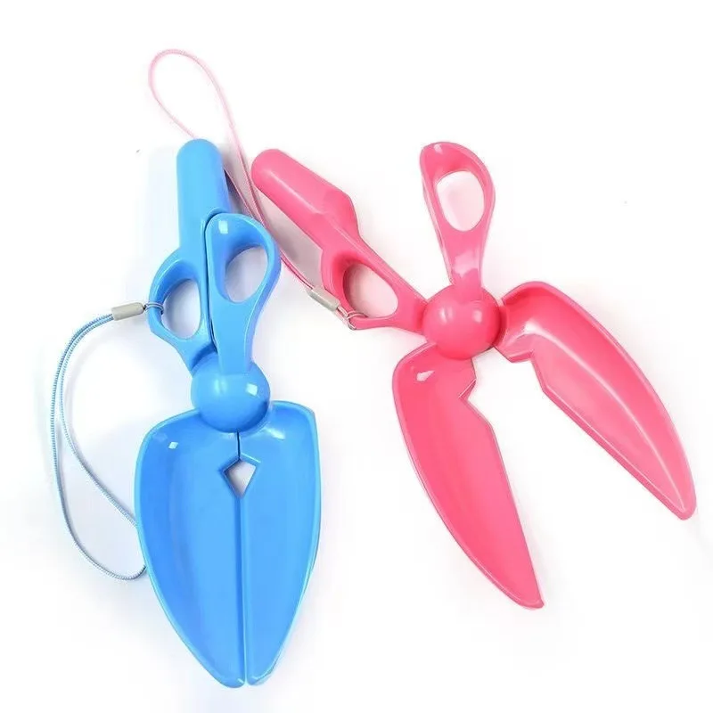 

25cmPet Pooper Scooper Scissor Poop Scoop Poop Cleaner Dog Poop Shovel Bag Clean Pick Up Dog Waste Picker Outdoor Cleaning Tool