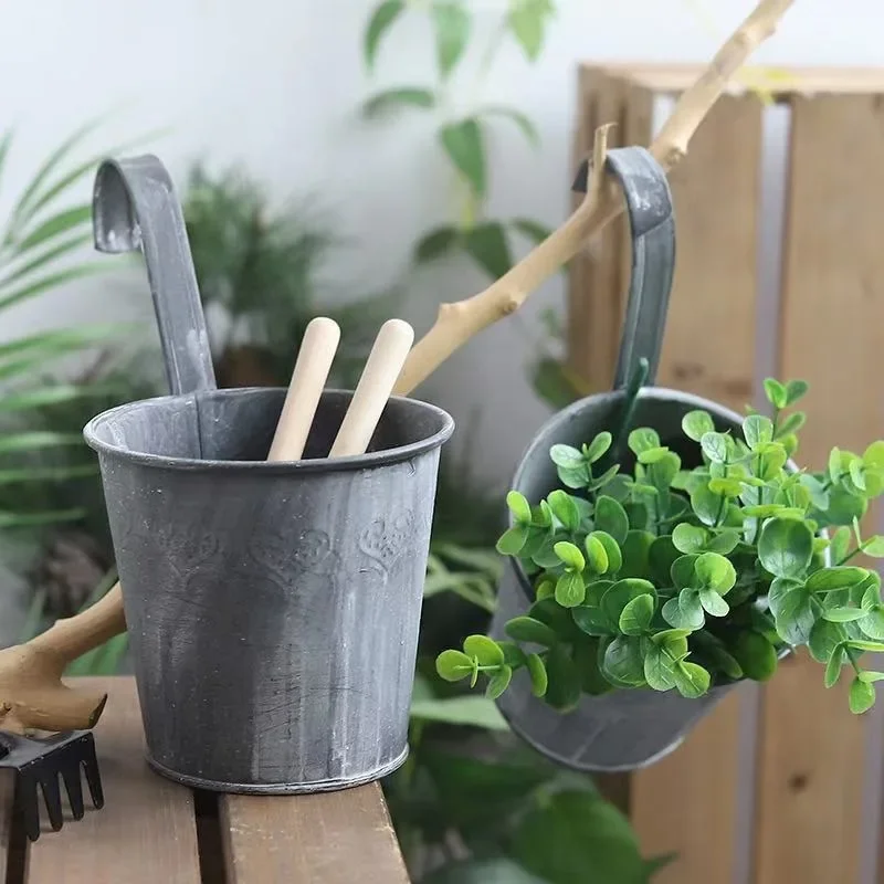 Steel Wall Hanging Small Flower Bucket Vintage Hook Bucket Ornament Plant Pot Succulent Planter