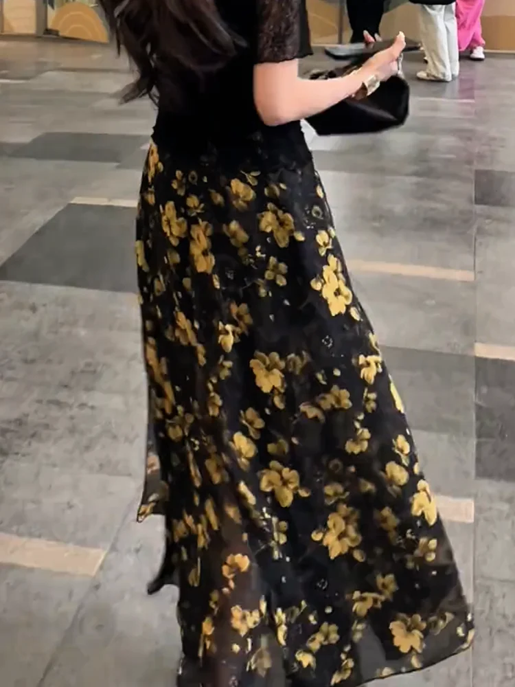 

Ele Bla Floral Skirt Women's 2025 New Summer Faion Slit Holiday High Waist Versatile Midi Skirt Korean Sle Commute