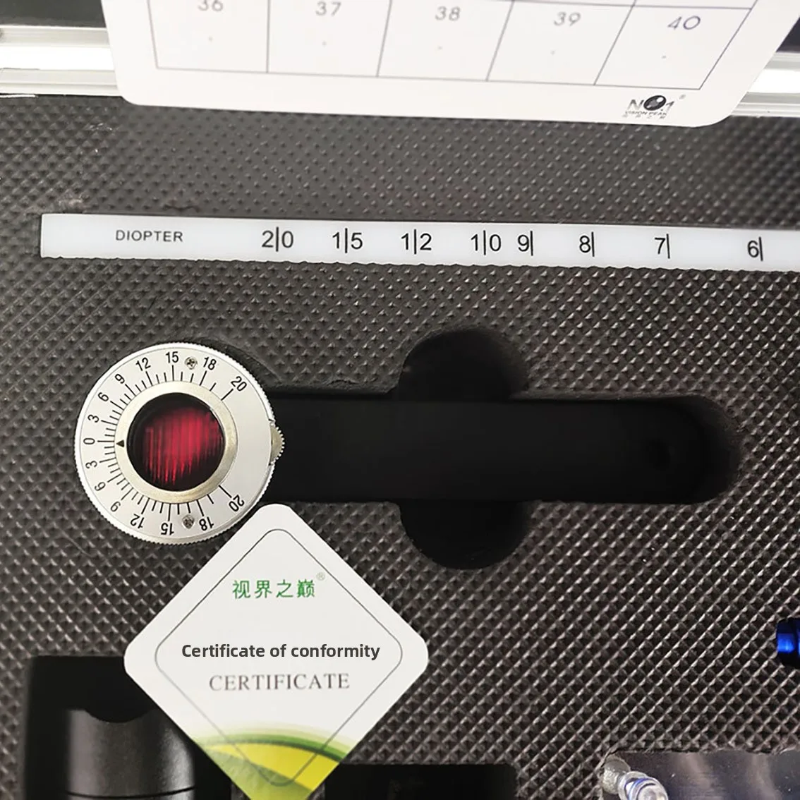Visual Function Optometry Four-hole Light Hidden Inclinometer Stereo Vision Adjustment Ruler Flip Shooting Melt Video