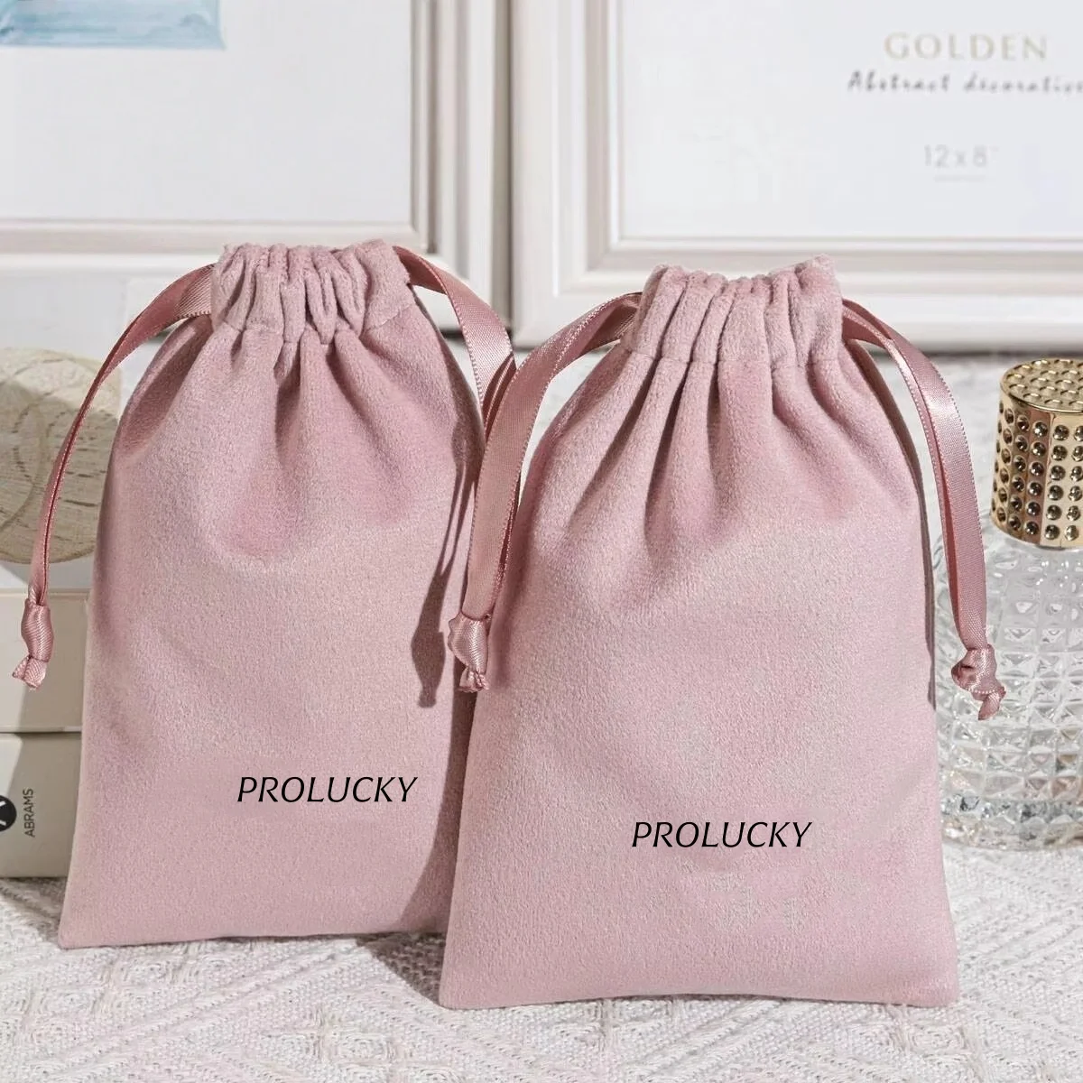 

High End Pink Velvet Drawstring Pouch for Wedding Christmas Party Custom Logo Printed Soft Velvet Gift Cosmetic Jewelry Dust Bag