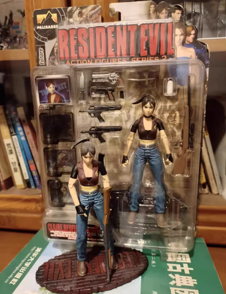 

Palisades Resident Evil Chris Camouflage Limited Edition & Claire - Code: Veronica Action Figures, Premium Collectible Toys