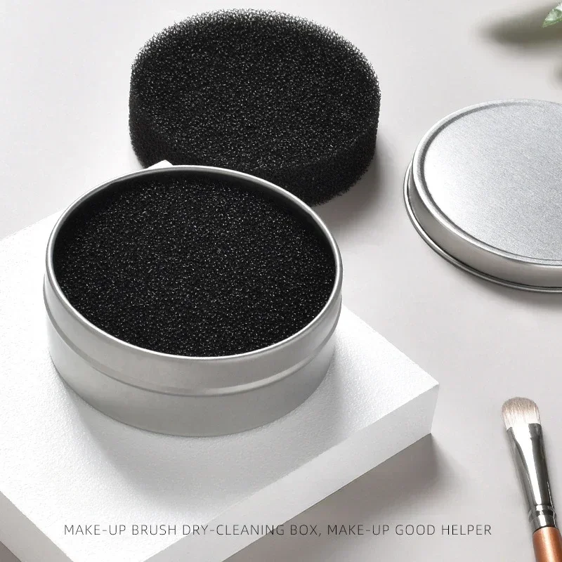 Makeup Eyeshadow Brush Dry Cleaning Sponge Box Activated Carbon Sponge Quick Cleaning Makeup Brushes Cleaner Makeup Accessories