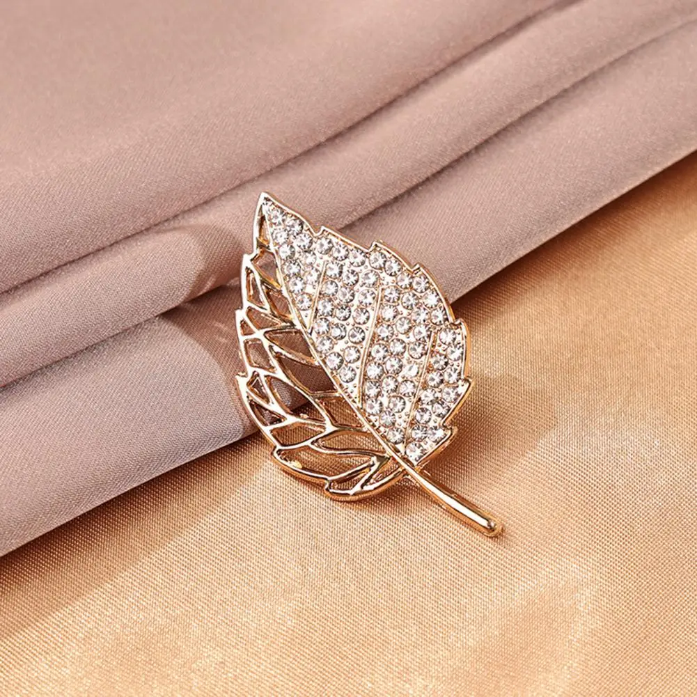 Leaf Accessories Leaf Brooch Pin Rhinestone Tree Leaf Brooch Hollow Alloy Lapel Pin Sweater Cardigan Coat Accessory for Women