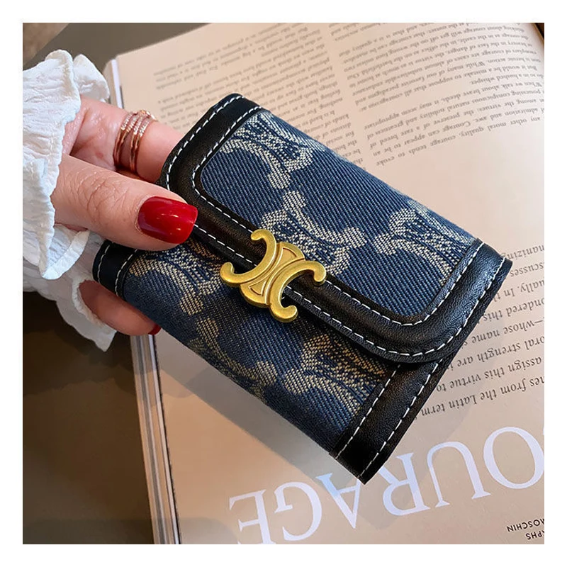 Exquisite Large Capacity Ultra-Thin Multi-Card Fashion Card Case Compact Practical Design Holds a Variety of Cards