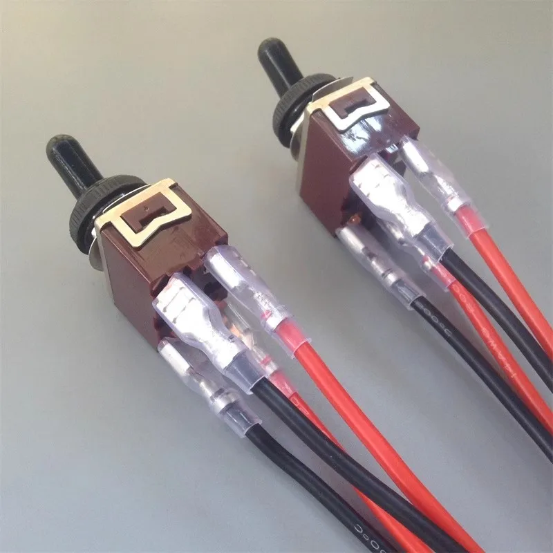 Wodoodporny przełącznik kołyskowy 32A Xt60 T Plug do zdalnie sterowanego łodzi, srebrne styki, wysoki prąd.