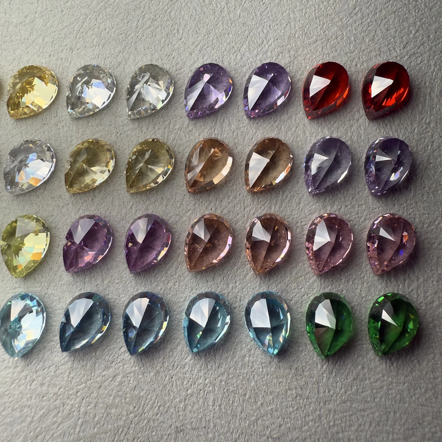 Ice Crushed Cut Pear Shape 3x5-12x16mm Mixed Colors Synthetic Cubic Zircon Loose Gemstone Colorful CZ Stone