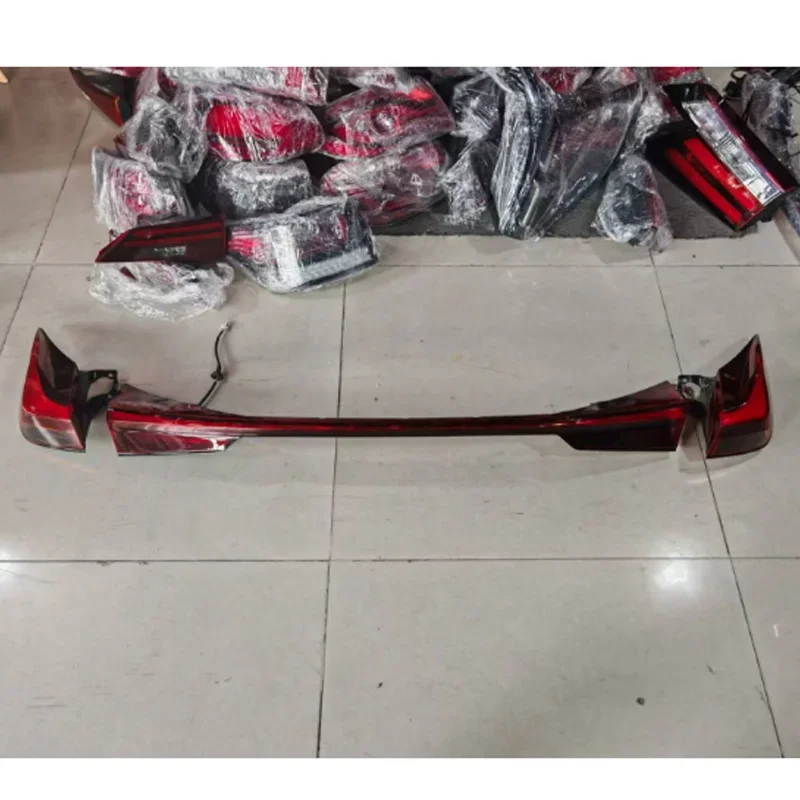 81671-76010 81681-76010 Left Right Back up Light Rear Lamp Assembly for UX200 2019 2020 2021 2022 2022 2019-2022