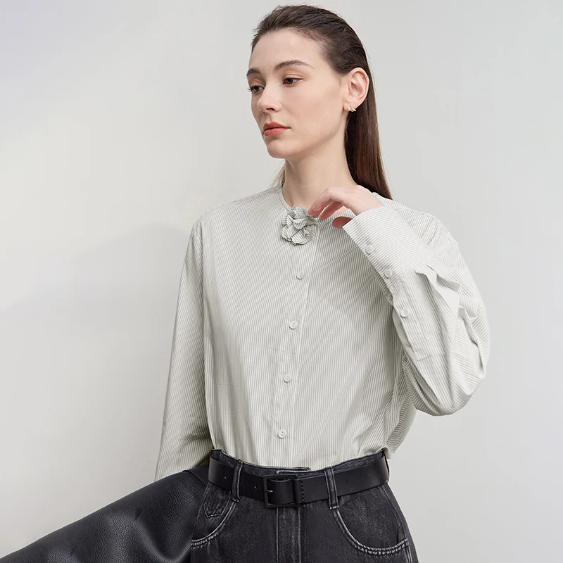 AMII 여성 셔츠 2025 가을 신상품 입체 장식 코튼 O넥 스트라이프 블라우스 루즈핏 탑 12543171