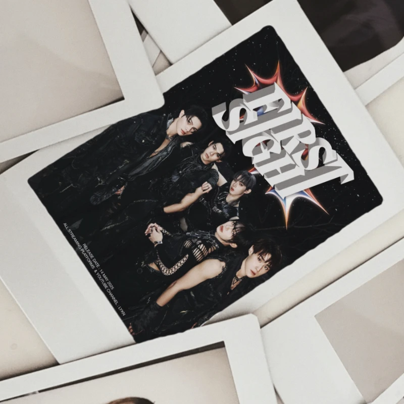 

30/50PC LYKN William Jakrapat Lego Rapeepon Nut Thana Tui Chayatorn Hong Pichetpon Lomo Card Pai Li De Photos 3 Inch Small Card