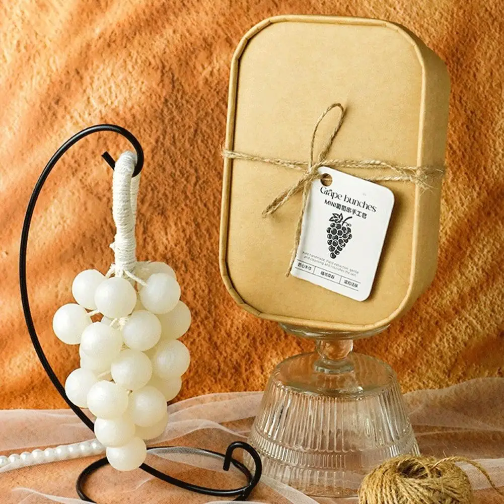 

4-Color Simulated Grape Soap Suitable for Facial and Body Cleaning Wardrobe Car Aromatherapy Home Decoration And Souvenirs