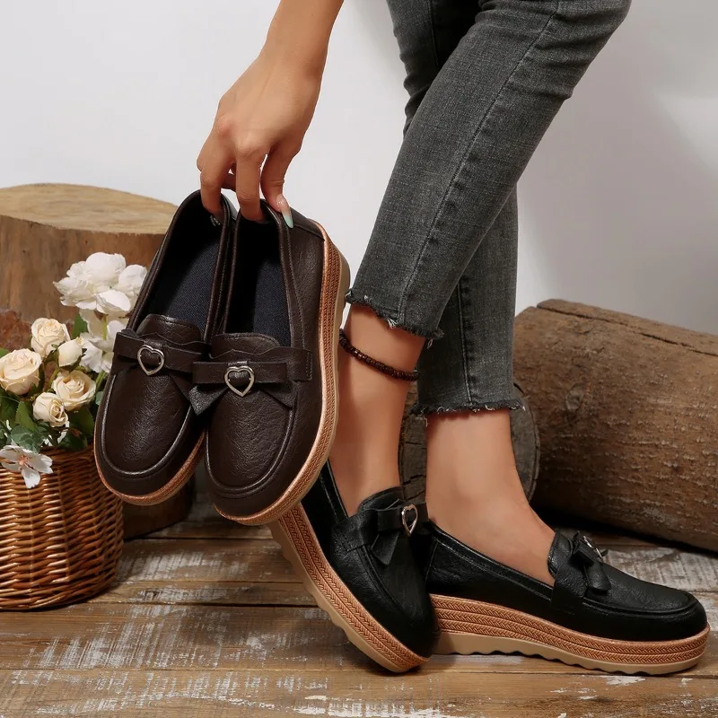 

Новинка 2024, высококачественные кожаные лоферы на платформе, женские туфли-лодочки на средней танкетке, женская осенняя обувь Женская Обувь