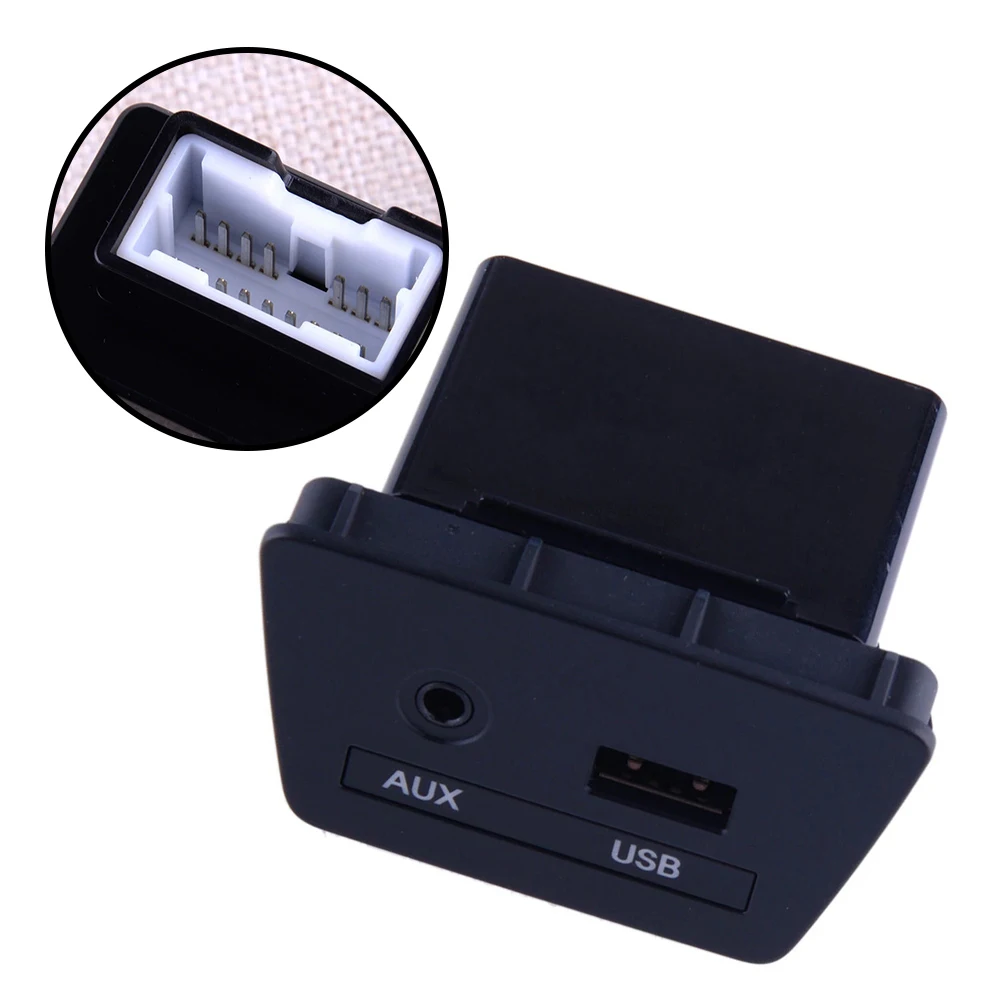 Vehicle USB Interface 961102S000 Replacement for Hyundai For Tucson IX35 from 2010 to 2015 with OEM 96110 2S000