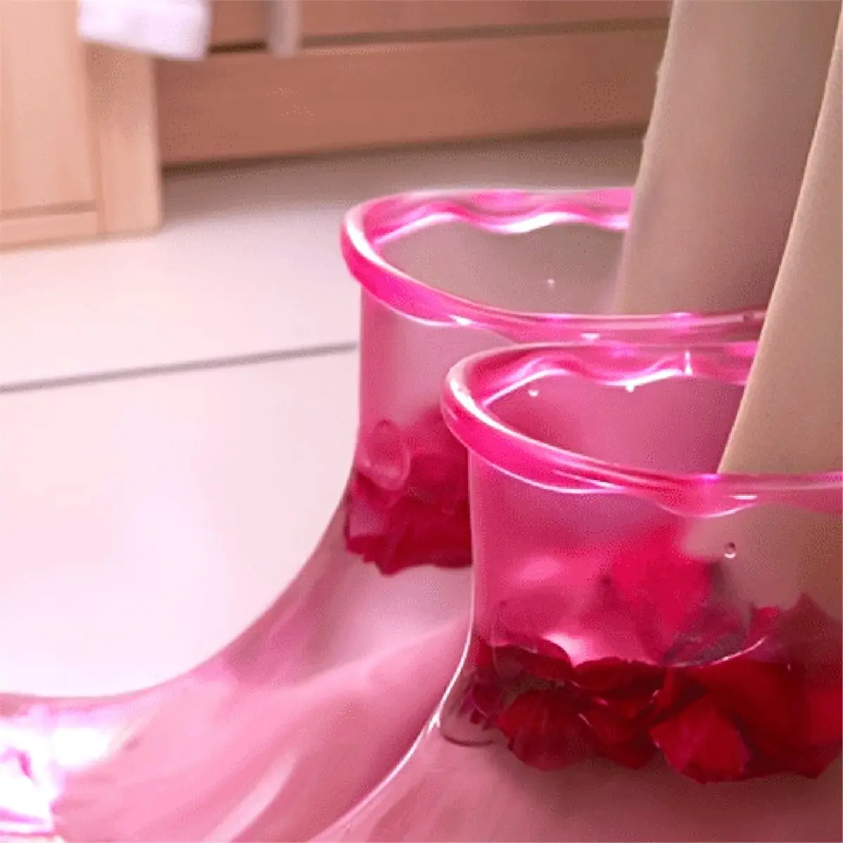 AT33 Portable Foot Spa Bath Basin - Plastic Water-Saving Foldable Design, Wearable Foot Soaking Shoes for Home Travel