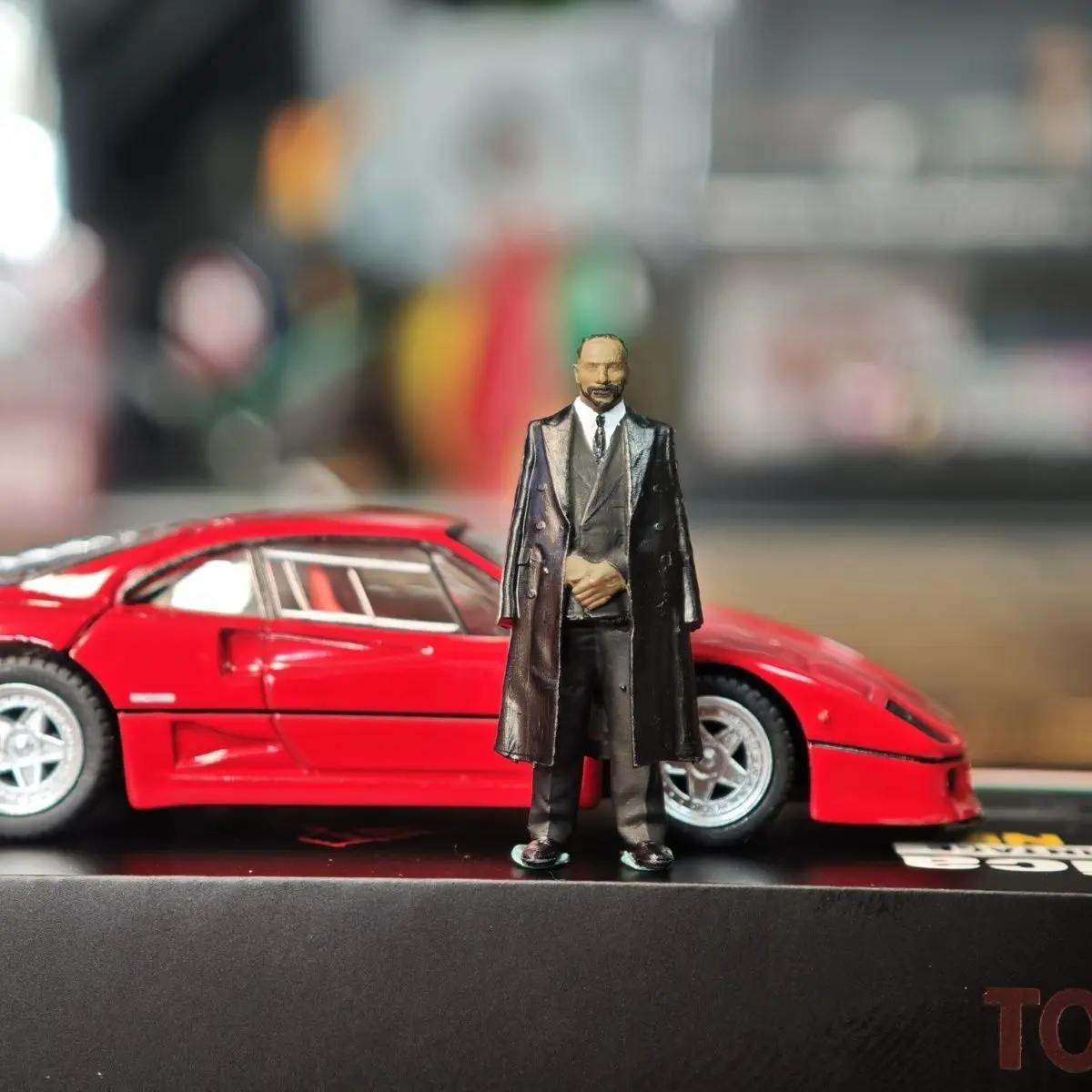 1/64  Resin Model Figure Scene Diorama Figurines Miniature Garage Scene Hamilton Racing
