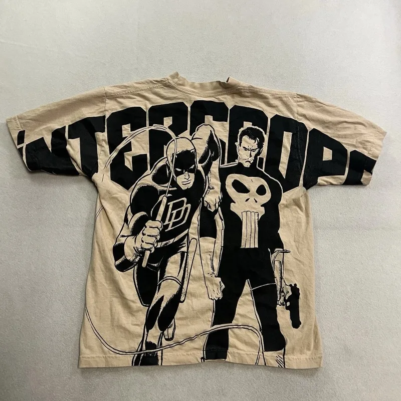 Camiseta de manga corta con estampado grande de doble cara, color caqui, estilo retro vintage, de Marvel Daredevil X Punisher