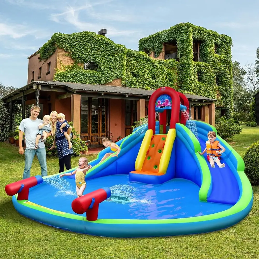 Dmuchane zjeżdżalnie wodne, dmuchane zamki do skakania dla dzieci z długimi zjeżdżalniami, ścianą do wspinaczki i dużym basenem, wodne karabiny i węże.
