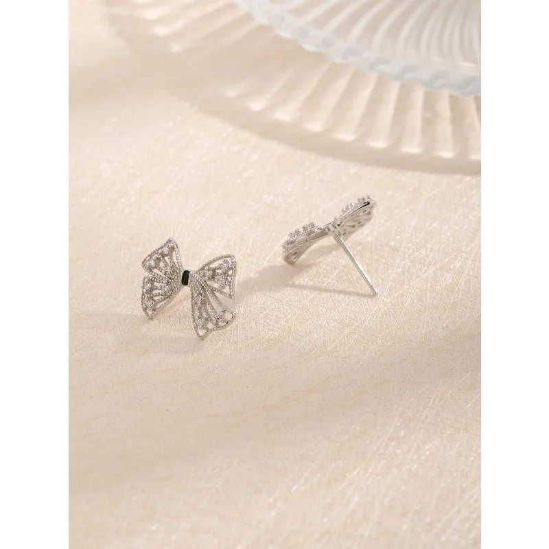 

Wind Jewelry Butterfly Zircon Stud Earrings Cold Wind New S925 Silver Fashion Stud Earrings Jewelry