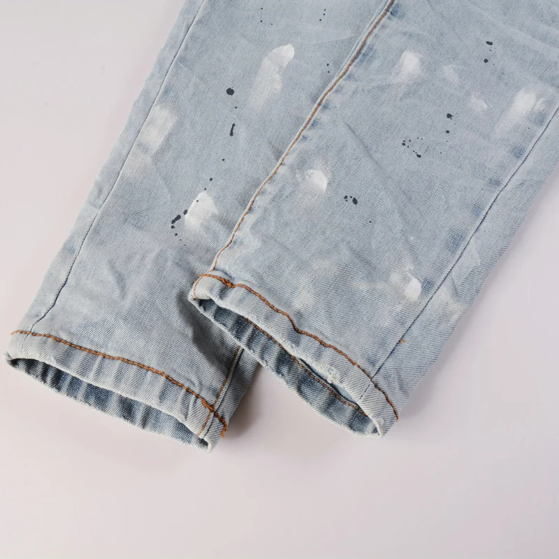 Y2K fashion new men's jeans with pleated, painted, perforated, washed, nostalgic, elastic, slim fit, retro, light blue jeans, hi