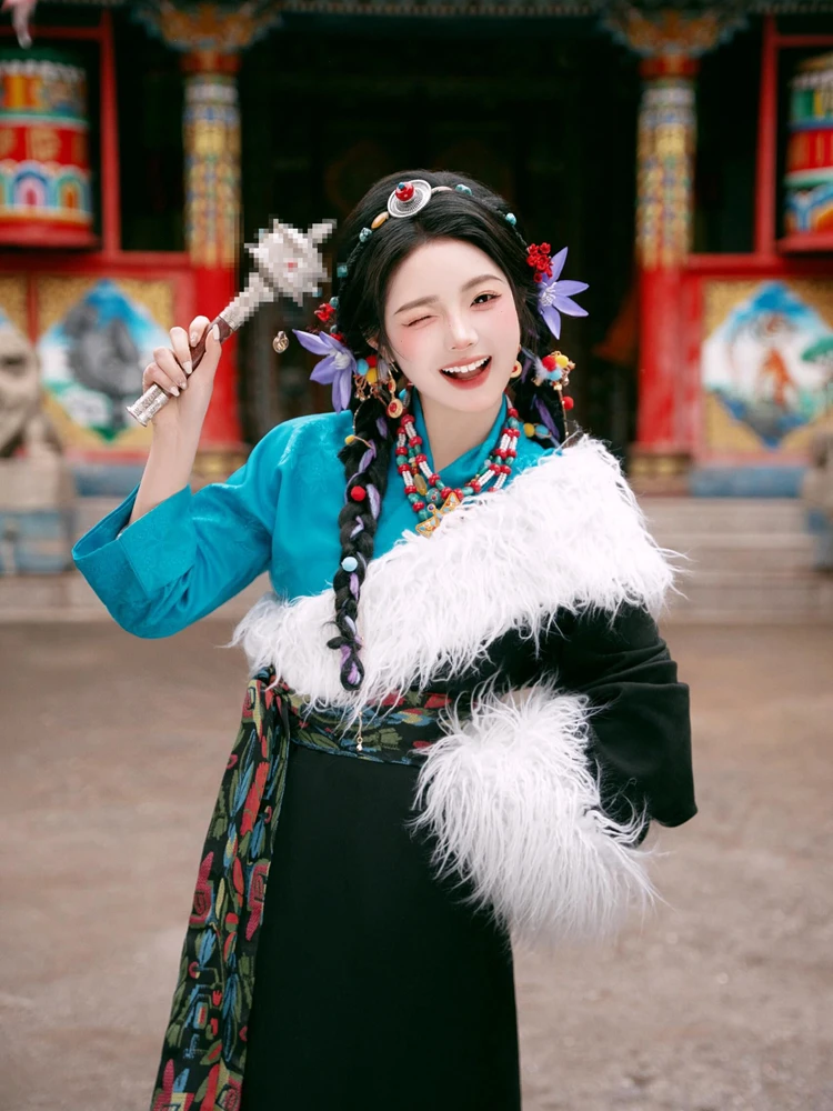 

New Ethnic Style Travel Photography Yunnan Sichuan Tibetan Girl's Portrait Clothing Set Trendy Popular Teenage Women's Fashion