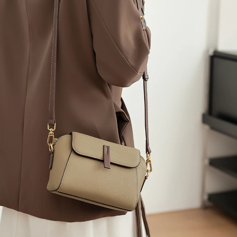 

Женская дорожная сумка из натуральной коровьей кожи, женские повседневные сумки из воловьей кожи в стиле ретро, женская модная роскошная дизайнерская сумка через плечо, женская сумка