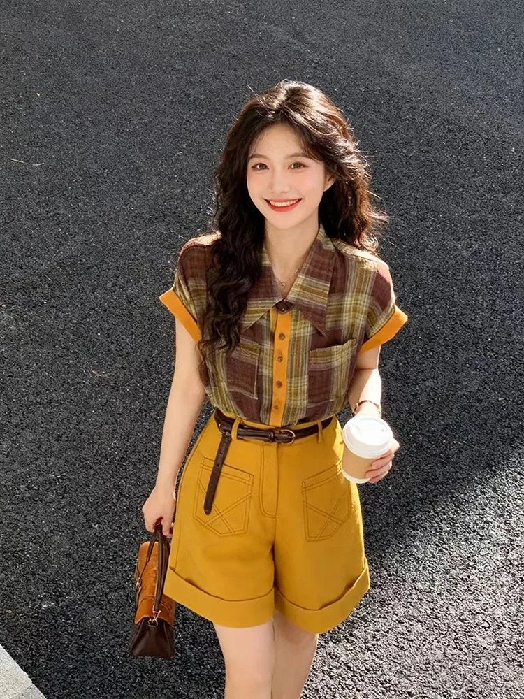 Summer Plaid Shirt And High Waist Shorts Women's Vintage Hong Kong Style Color Collision Two-Piece Set Slimming Effect