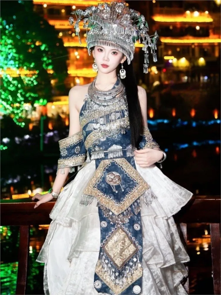 

New ethnic travel photography set batik portrait style elegant and stylish dress