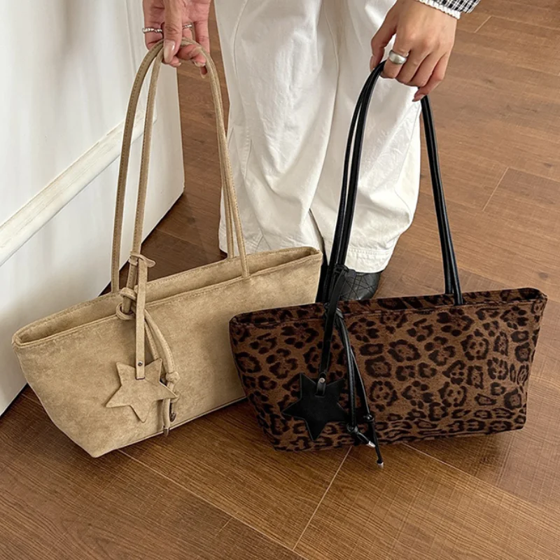 Korean Retro Frosted Underarm Bag Autumn Winter Solid Color Versatile Shoulder Bag With Star Charm Leopard Print Commute Handbag