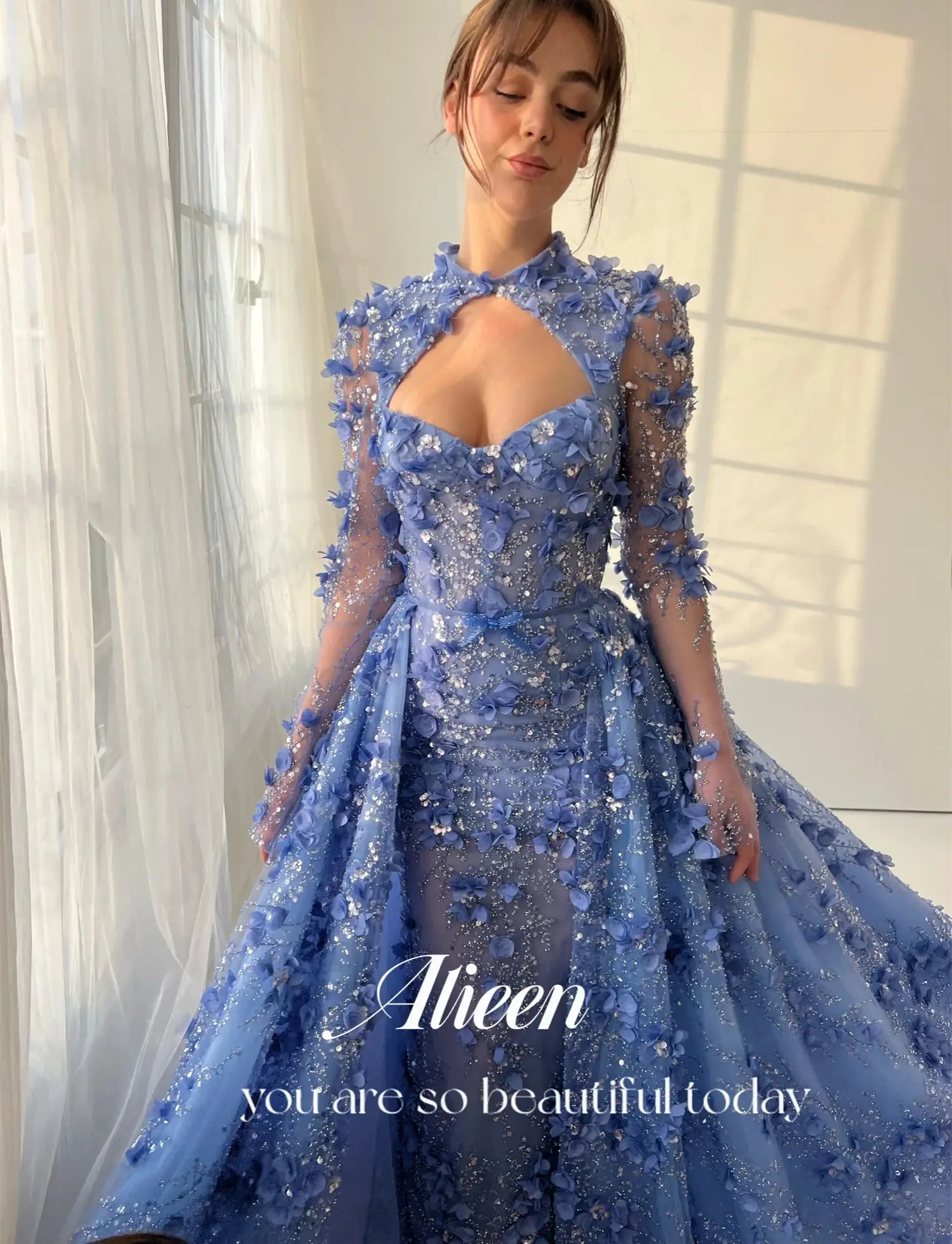 Aileen 구슬 자수 특별 행사를위한 럭셔리 럭셔리 이브닝 드레스 블루 맞춤형 웨딩 드레스 우아한 여성 드레스