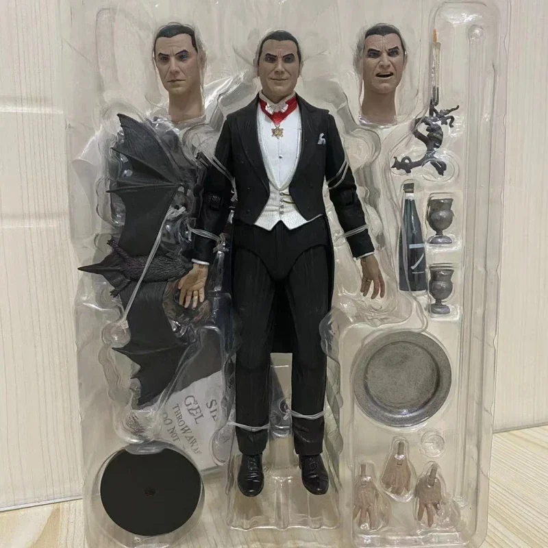 

Neca 18cm 04814 Universal Monster Vampire Dracula 7 "Movable Puppet Hand Do Pvc Figure Statue Model Collection Toys Gift