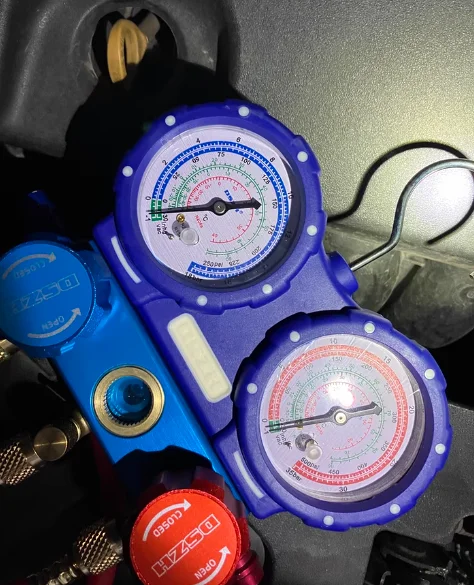 ​​WK-P6002S AC Manifold Gauge Set for R410A Refrigerant, Dual Pressure Gauge for Air Conditioner Charging & Maintenance​​