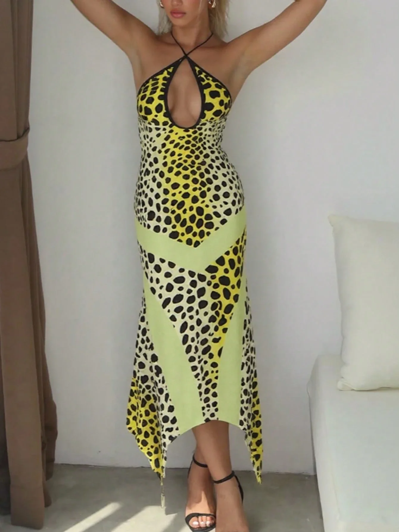 

Summer Leopard Print Halter Backless Slim Dress