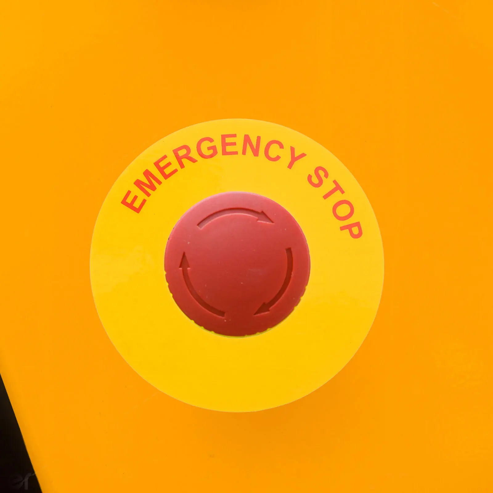 

4Pcs Emergency Stop Labels High Adhesion Stop Sign Stickers for Machinery Factory Home Emergency Warning Decals